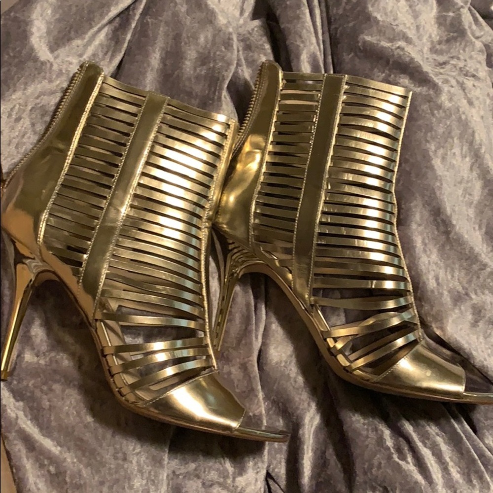 Gold Michael Kors heels